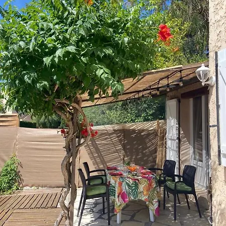 Hébergement de vacances Maison Charmante Ideale Pour Des Sur La Cote D'azur Antibes