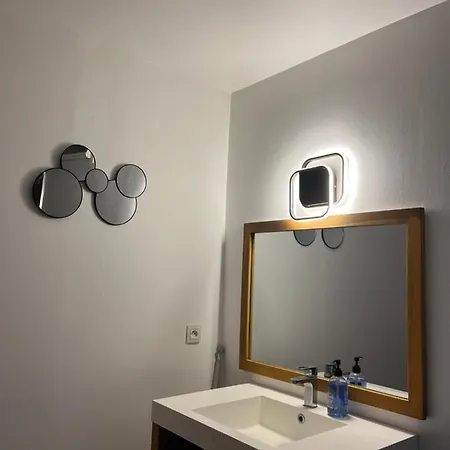 Maison Charmante Ideale Pour Des Sur La Cote D'azur 度假居 *