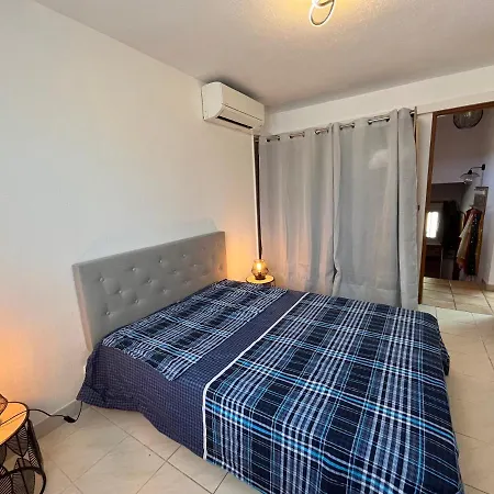 Maison Charmante Ideale Pour Des Sur La Cote D'azur 昂蒂布